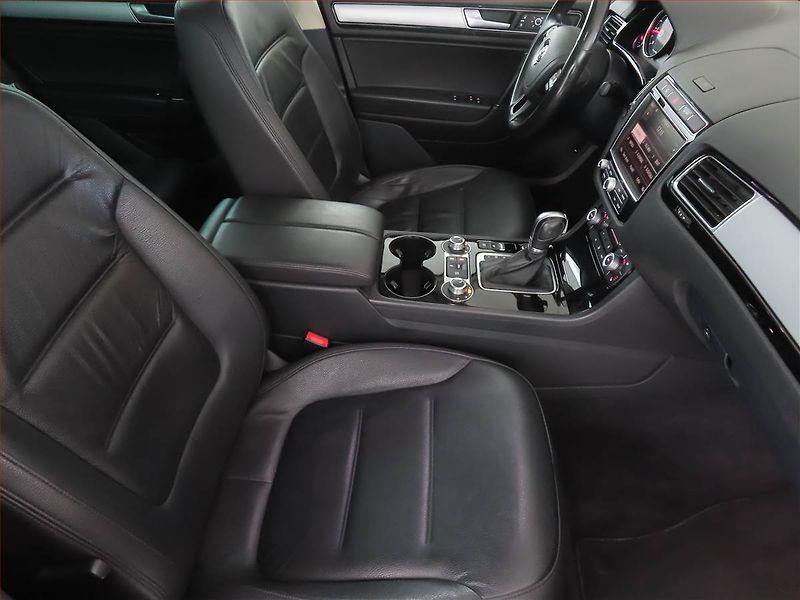 Volkswagen Touareg (2016) 3.0 TDI - fotka 9 z 21