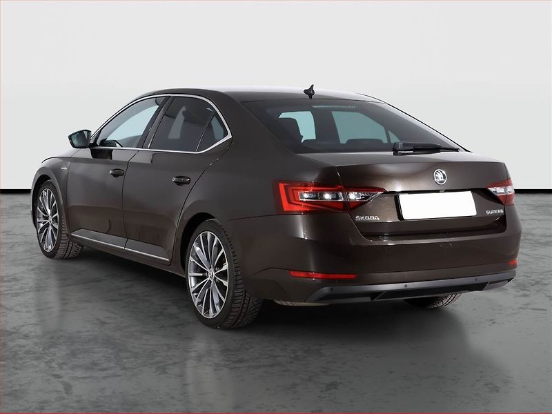 Škoda Superb (2019) Laurin&Klement 2.0 TDI - fotka 4 z 31
