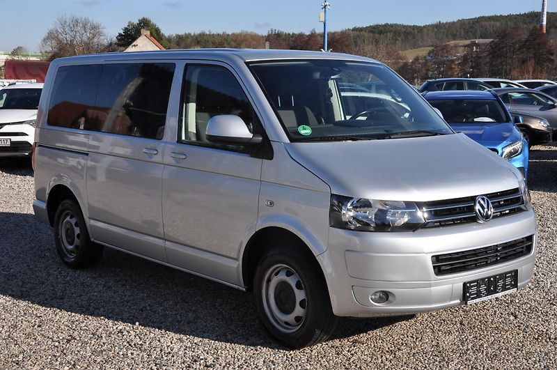 Volkswagen Multivan 2.0TDi 103kW Comfort - fotka 2 z 18