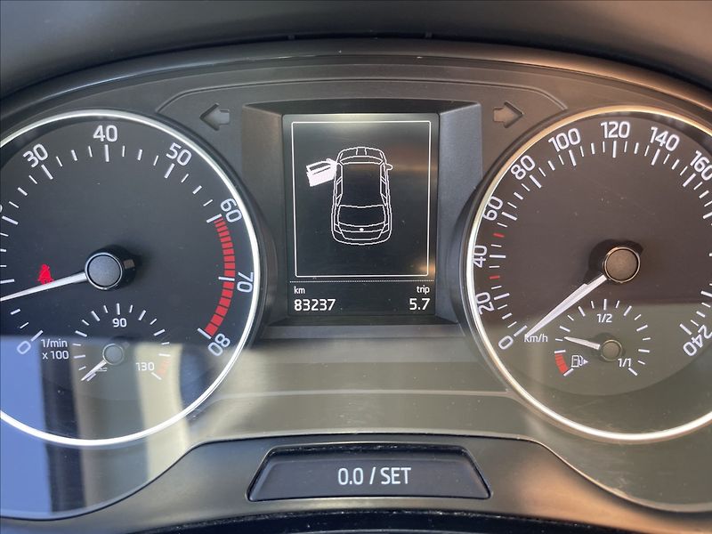 Škoda Fabia 1,2 TSi 66kw Style Klima ESP V - fotka 16 z 34