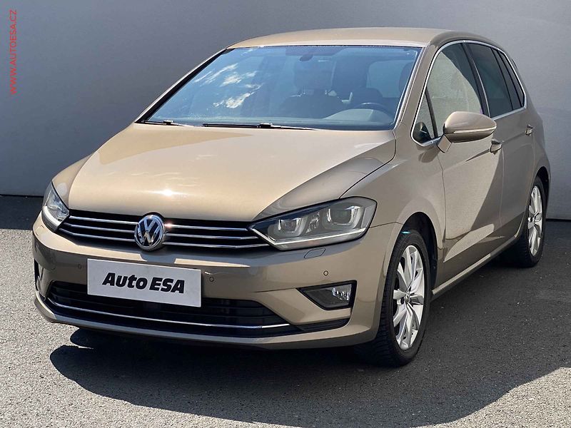 Volkswagen Golf Sportsvan (2014) 2.0 TDi, Highline, bixen - fotka 3 z 16