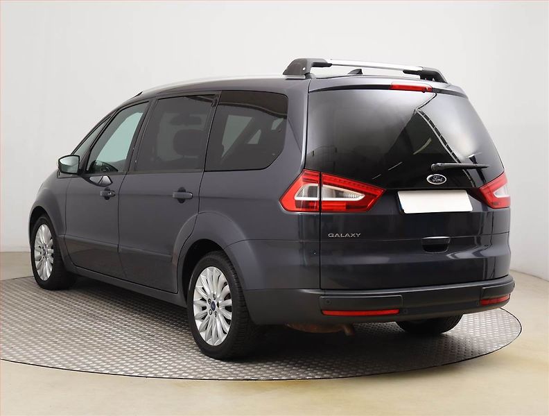 Ford Galaxy (2013) 2.0 TDCi, 7 míst, Navi - fotka 4 z 20