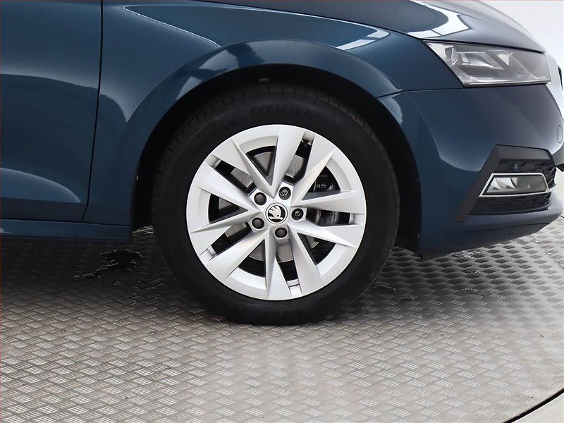 Škoda Octavia (2022) Style 2.0 TSI - fotka 12 z 20