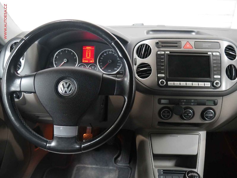 Volkswagen Tiguan (2008) 1.4 TSi 4x4, AC, tempo - fotka 13 z 19