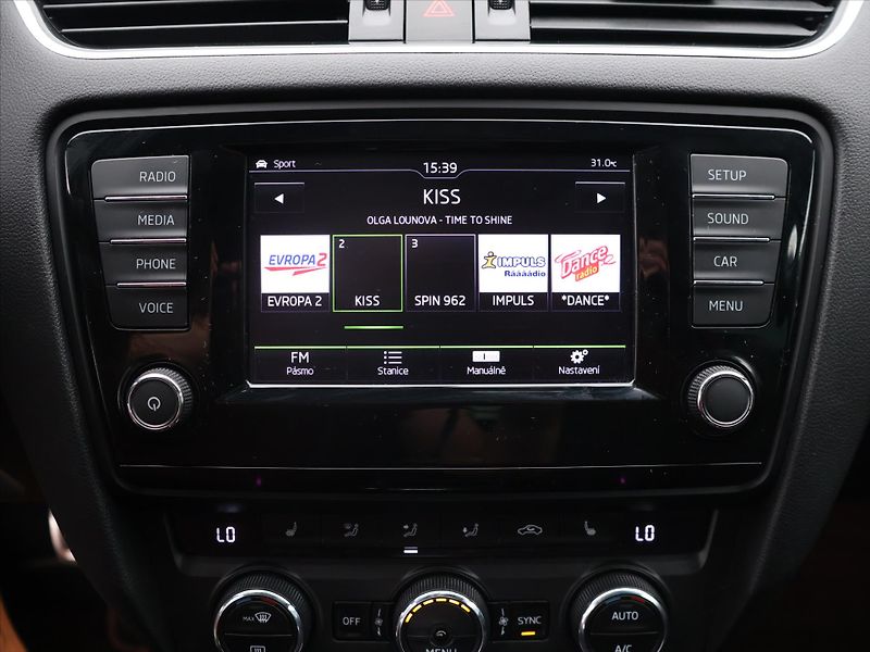 Škoda Octavia 2,0 TDI RS 135kW DSG Challenge - fotka 21 z 32