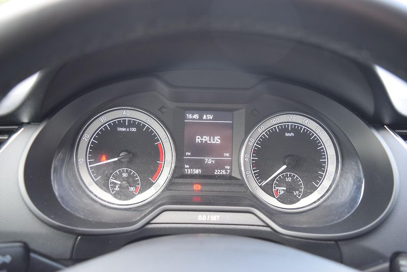 Škoda Octavia (2020) 1.5TSI 110kw STYLE LED KAM APP - fotka 31 z 47