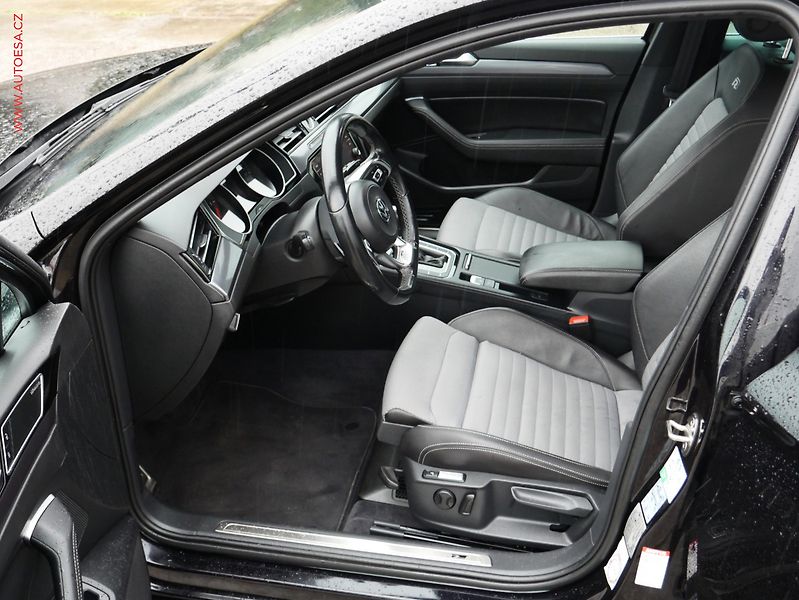 Volkswagen Passat (2018) 2.0TDi R-Line, 2.maj - fotka 9 z 20