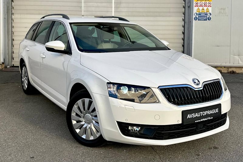 Škoda Octavia (2014) 2.0 TDI 110 KW DSG ACC TAZNE - fotka 1 z 37