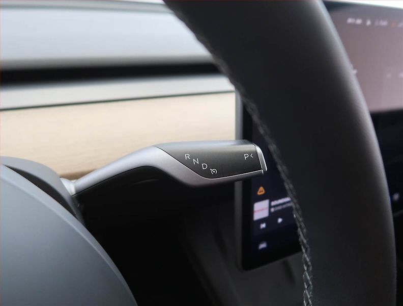 Tesla Model Y (2023) Long Range AWD 79kWh, SoH 93% - fotka 12 z 33