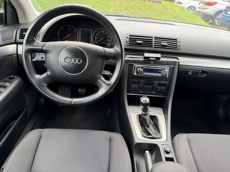 Audi A4 1.9 TDI - fotka 12 z 21