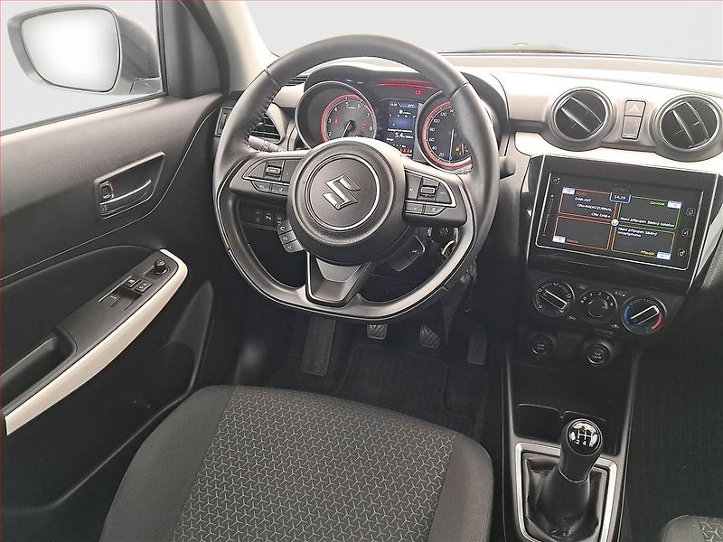 Suzuki Swift (2024) 1.2, ČR,1.maj, Serv.kniha - fotka 7 z 19