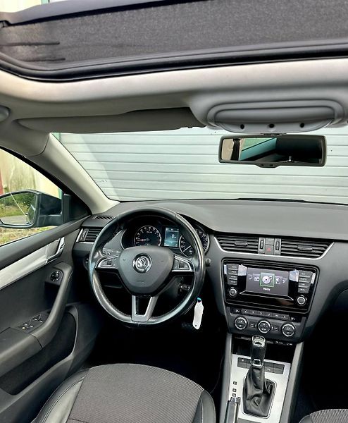 Škoda Octavia (2014) 3 COMBI 1.6 TDI DSG 165TKM - fotka 11 z 26