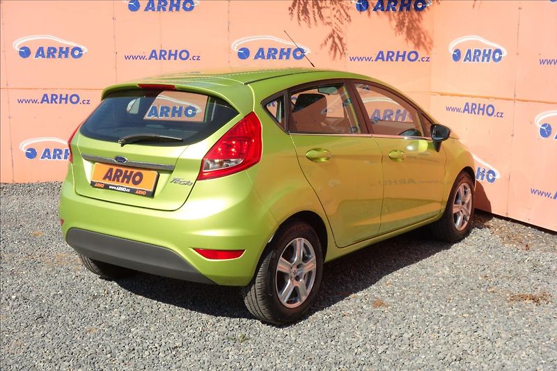 Ford Fiesta 1,2 i, ČR, KLIMATIZACE. - fotka 7 z 30