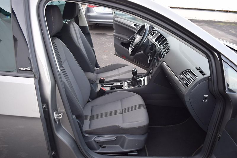 Volkswagen Golf Variant (2016) 1.4TSI 110kw COMFORTLINE TAŽNÉ - fotka 35 z 45