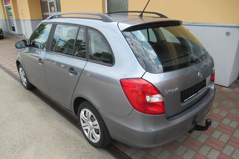 Škoda Fabia 1.2 TSi KLIMA TAŽNÉ - fotka 4 z 29