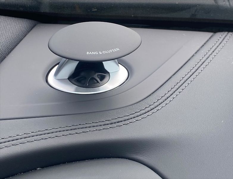 Audi Q8 3,0 TDi 50 S-line Individual - fotka 33 z 35