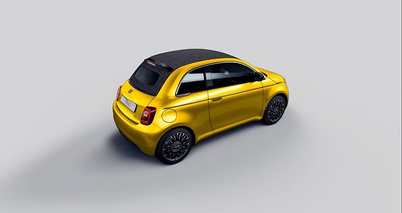Fiat 500 (2026) La Prima Cabrio 1.0 BSG 65k - fotka 3 z 5
