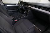 Volkswagen Passat 2.0TDI 110kW DSG ACC Kam Tažné - náhled 12