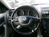 Škoda Yeti (2010) 2,0TDI 4x4 AC BT TEMP VÝHŘEV - náhled 16