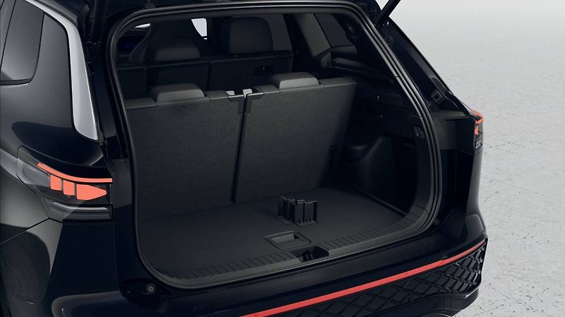 Volkswagen Tayron (2026) R-Line People 4Motion 7DSG 2,0 - fotka 4 z 6