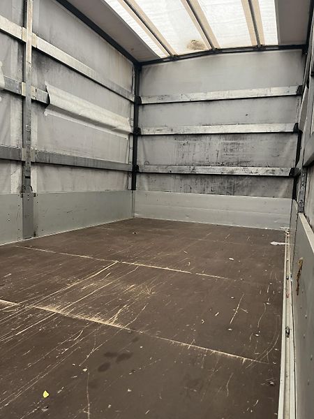Peugeot Boxer (2020) 2.0 HDI ČR 1 MAJ WEBASTO SPANÍ - fotka 20 z 21