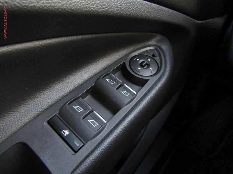 Ford Kuga (2018) 1.5EB, Titanium, navi, kamera - fotka 11 z 17