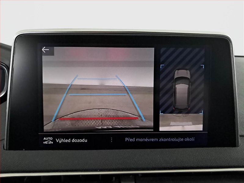 Peugeot 3008 (2017) 1.6 BlueHDi, Automat - fotka 19 z 20