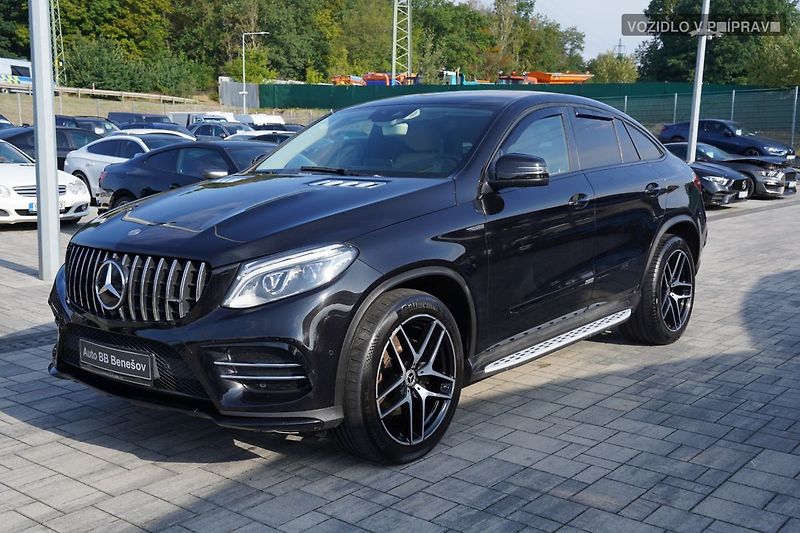 Mercedes-Benz GLE GLE350 4Matic AMG/TAŽNÉ/HARMAN - fotka 1 z 12