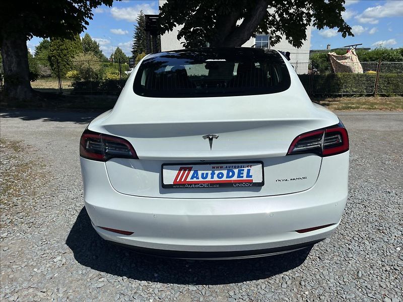 Tesla Model 3 LR AWD 366 kW  Záruka,TZ - fotka 5 z 47