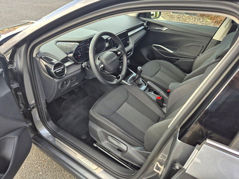 Škoda Fabia (2025) Top Selection 1.0TSi 85kW 6°ma - fotka 11 z 27