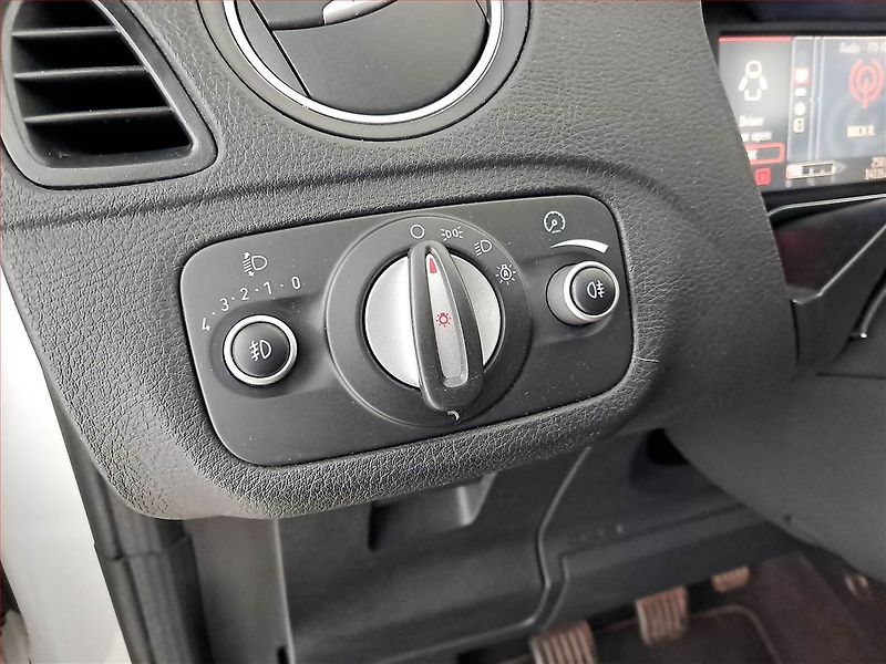 Ford S-MAX (2011) 1.6 EcoBoost, Serv.kniha - fotka 17 z 17