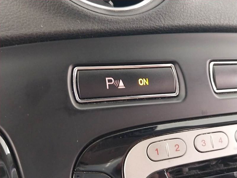 Ford Mondeo (2011) Titanium 2.0 TDCi, Xenony - fotka 21 z 21