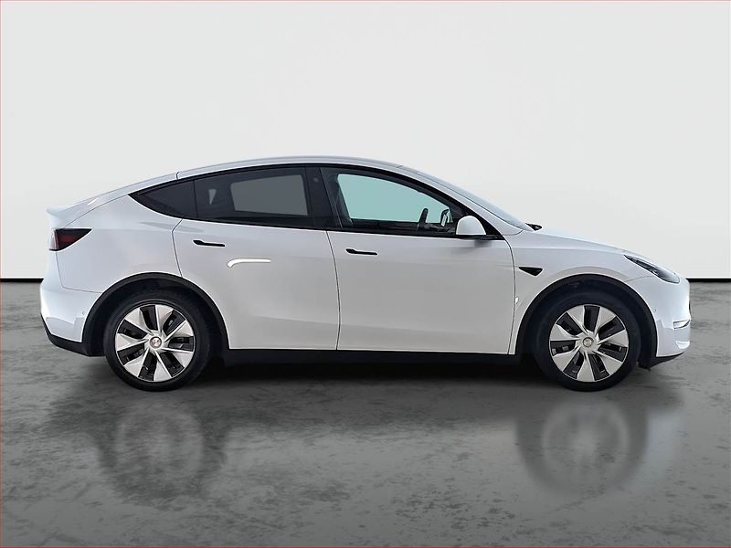 Tesla Model Y (2022) Long Range AWD 79kWh, SoH 92% - fotka 6 z 25