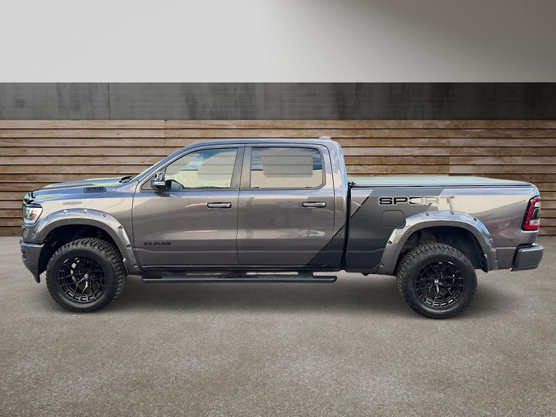 Dodge RAM (2019) +HEMI+LPG+OFFROAD PAKET+ - fotka 6 z 22
