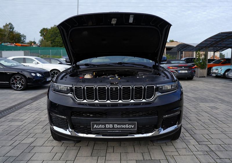 Jeep Grand Cherokee 3.6i V6 Long Limited,4x4,300PS - fotka 9 z 50
