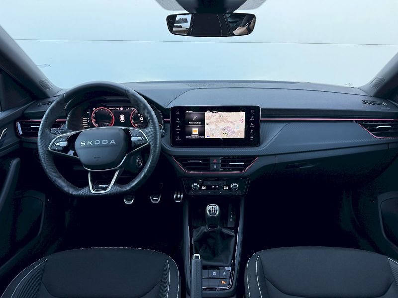 Škoda Scala (2025) 1.0 TSI 85 kW Monte Carlo - fotka 5 z 24