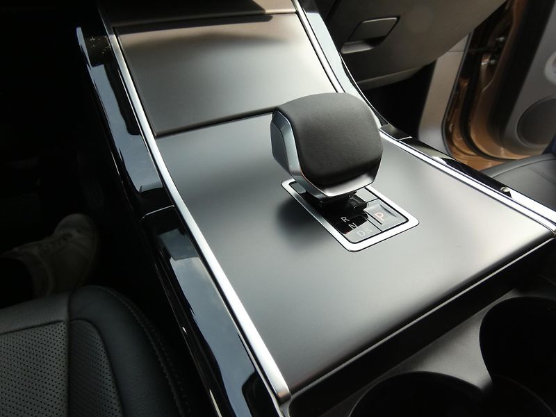 Land Rover Range Rover Evoque (2026) S D165 AWD automat    - fotka 25 z 40