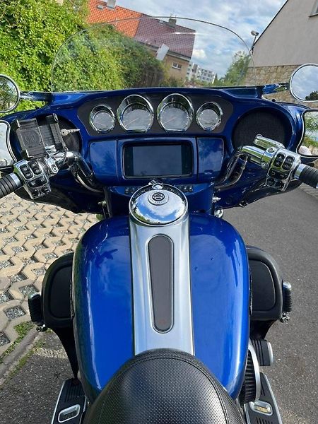 Harley-Davidson FLHTKSE ULTRA LIMITED CVO (2019) - fotka 9 z 17