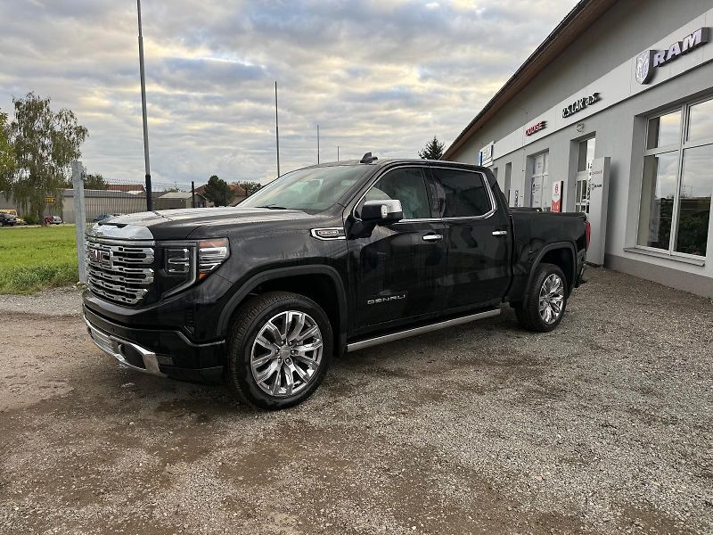 GMC Sierra (2025) Denali 6.2l EcoTec3 V8 - fotografie inzerátu