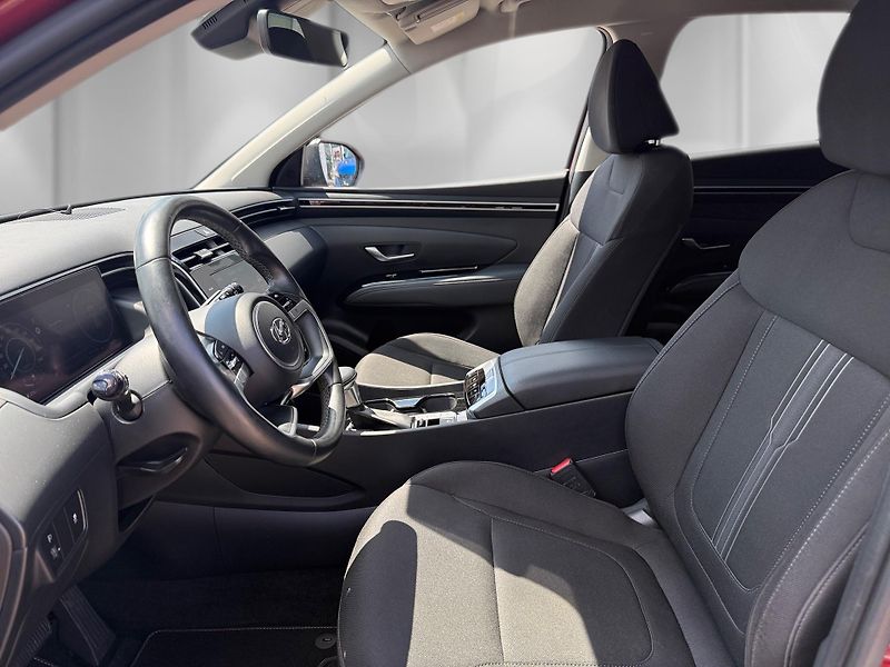 Hyundai Tucson (2022) 1,6 CRDi 100 kW SMART 4x4 - fotka 13 z 24