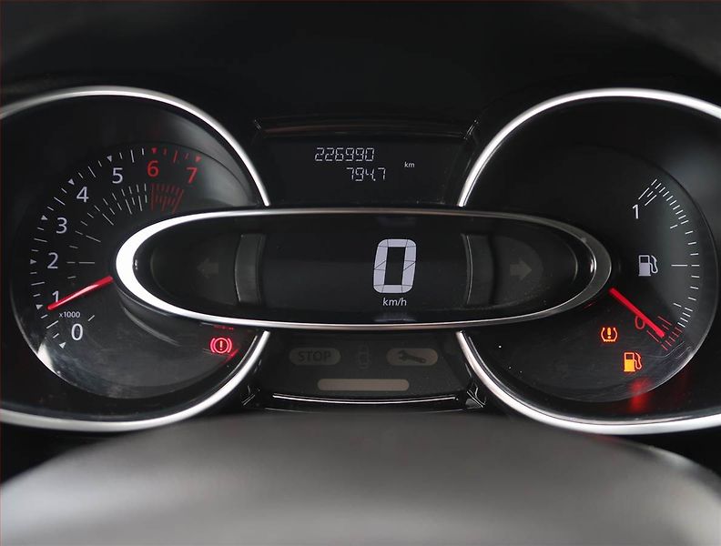Renault Clio (2019) Limited 0.9 TCe, Navi - fotka 11 z 22