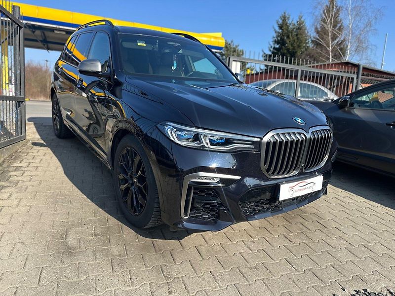 BMW X7 (2021) M50D FINAL EDITION 1/100 - fotka 2 z 43