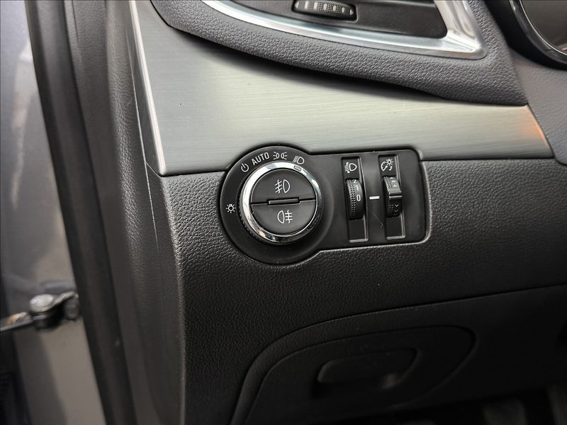 Opel Mokka 1,6 i COSMO KŮŽE VÝHŘEV KAMERA - fotka 8 z 32