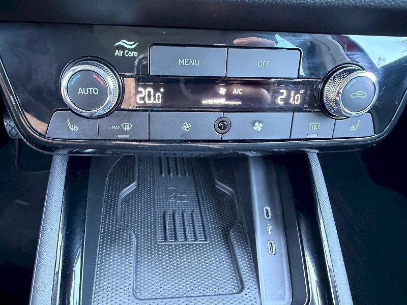Škoda Kamiq (2025) 1.0 TSI 85kW Top Selection - fotka 28 z 35