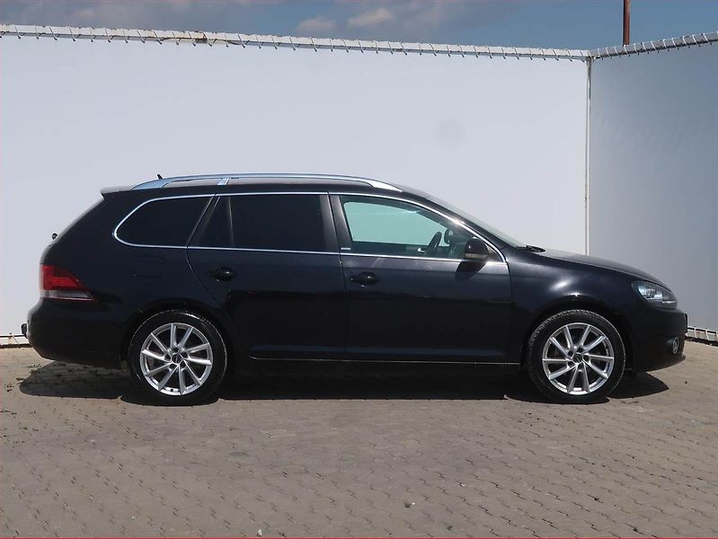 Volkswagen Golf (2011) 1.6 TDI, Serv.kniha, Tempomat - fotka 6 z 14