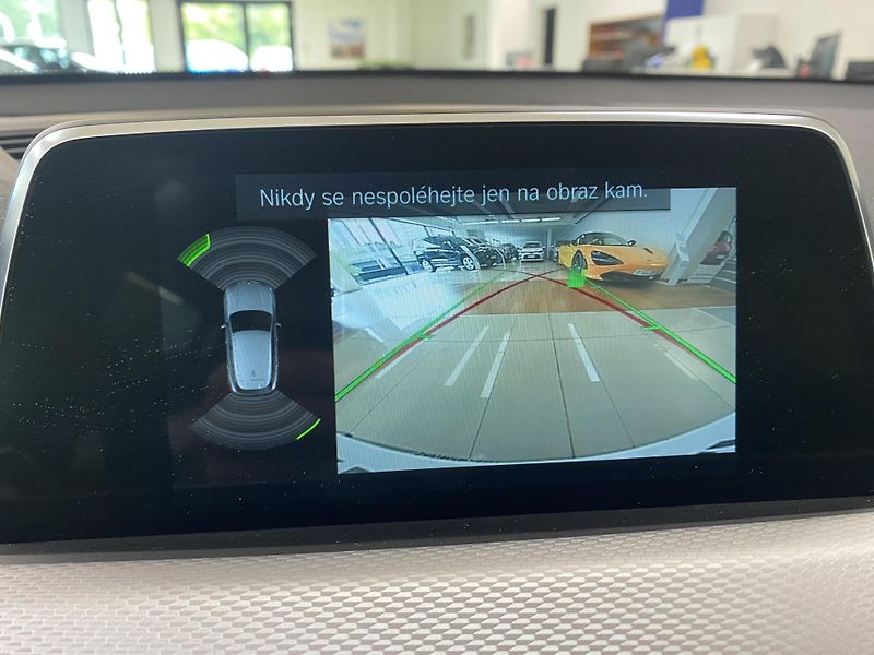 BMW X2 xDrive 18d M Sport, ČR - fotka 19 z 28