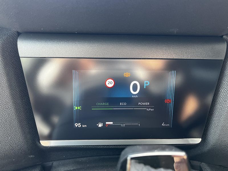 Citroën C4 (2026)  YOU Hybrid 110k Automatic - fotka 14 z 29