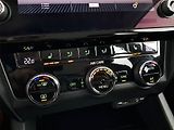 Škoda Octavia (2017) 1.6 TDI, Automat, Navi - náhled 17