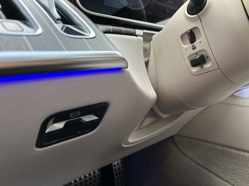 Mercedes-Benz Třídy S Třída S 500 4MATIC L AMG Style - fotka 12 z 21