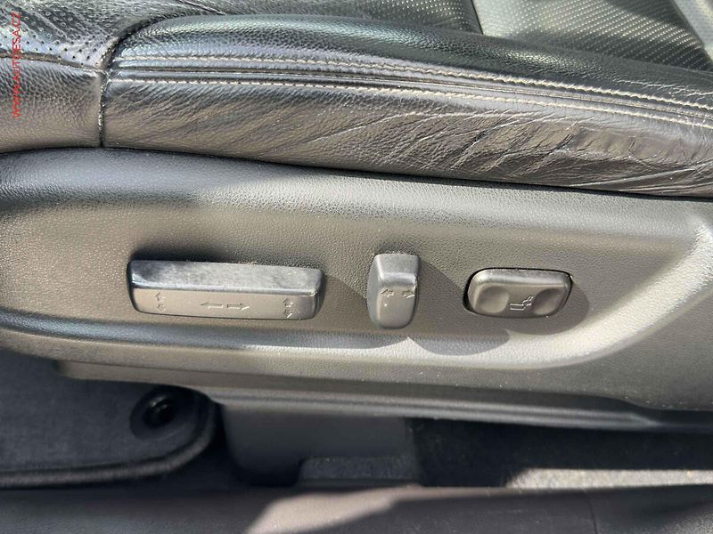 Honda CR-V (2014) 2.2 4x4, 2.maj,ČR, AT, STK7 - fotka 13 z 24